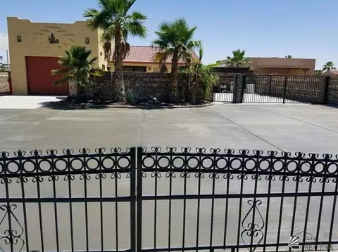 13833 E 53 Ln, Yuma, AZ 85367 photo 1