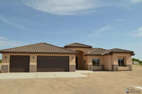 5126 E Nathan Pl, Yuma, AZ 85365 photo 1