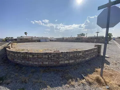 13277 E 46 Dr, Yuma, AZ 85367 photo 1