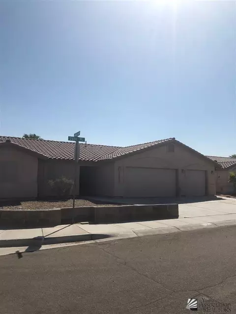 11203 E 26 Pl, Yuma, AZ 85367 photo 1
