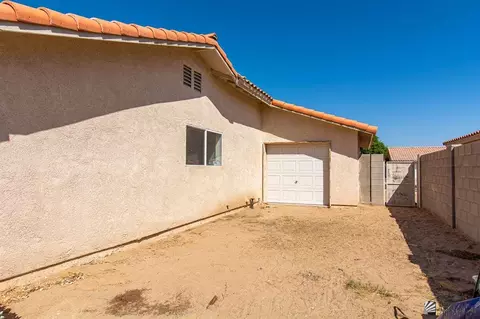 6303 E 43 Pl, Yuma, AZ 85365 photo 2