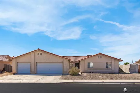 6303 E 43 Pl, Yuma, AZ 85365 photo 1