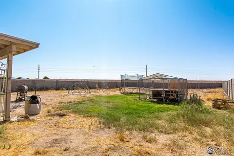6303 E 43 Pl, Yuma, AZ 85365 photo 4