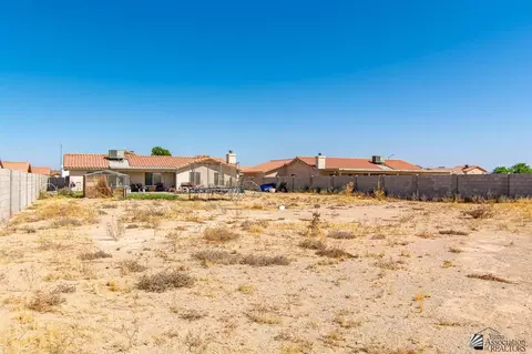 6303 E 43 Pl, Yuma, AZ 85365 photo 3