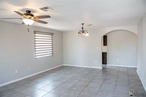 259 E Adobe St, San Luis, AZ 85349 photo 2
