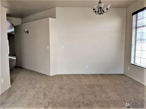 6243 E 46 Ln, Yuma, AZ 85365 photo 2