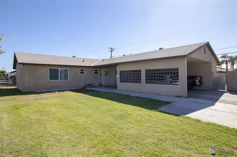 905 E 26 Pl, Yuma, AZ 85365 photo 3
