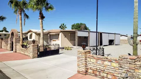 13652 E 44 Dr, Yuma, AZ 85367 photo 1
