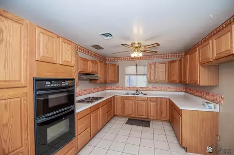 1333 E 23 St, Yuma, AZ 85365 photo 3