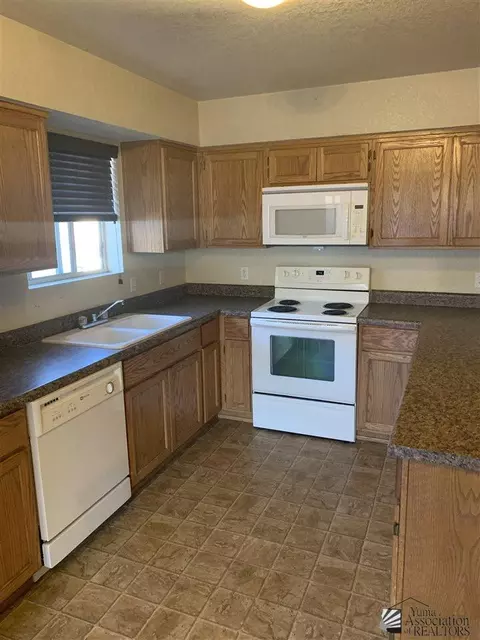 6218 E 44 St, Yuma, AZ 85365 photo 5