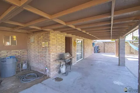 912 E 26 St, Yuma, AZ 85365 photo 17