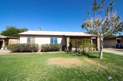 924 E 24 Pl, Yuma, AZ 85365 photo 1