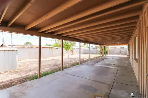 303 E 30 St, Yuma, AZ 85364 photo 11