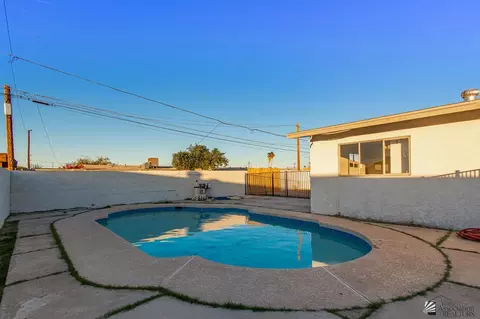 2050 E 25 Pl, Yuma, AZ 85365 photo 1
