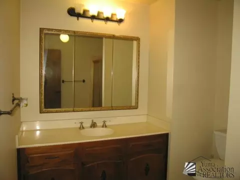 550 E 26 St, Yuma, AZ 85365 photo 9