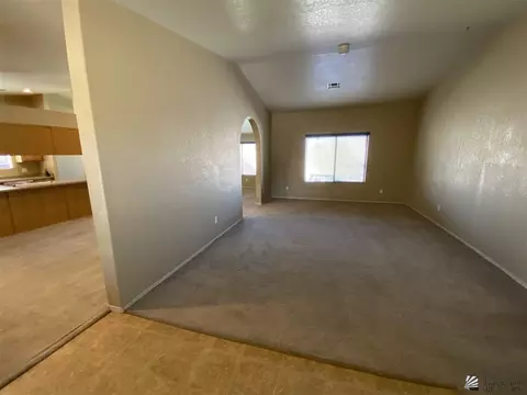 8644 E 25 St, Yuma, AZ 85365 photo 3