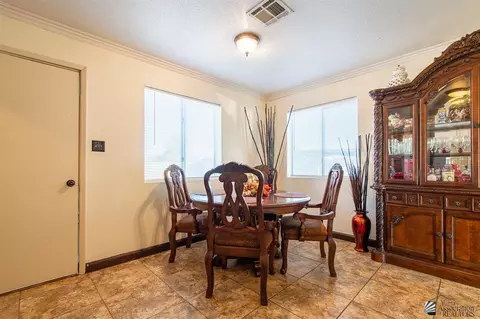 2149 S 40 Dr, Yuma, AZ 85364 photo 6
