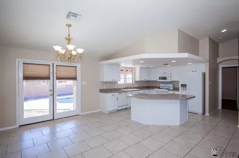 7519 E 25 St, Yuma, AZ 85365 photo 2