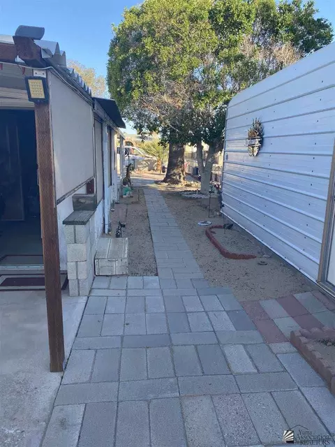 12393 E 39 Pl, Yuma, AZ 85367 photo 13