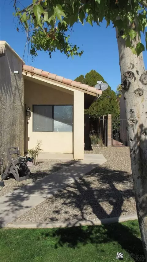 2226 E 27 Ln, Yuma, AZ 85365 photo 3