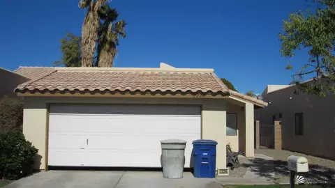 2226 E 27 Ln, Yuma, AZ 85365 photo 2