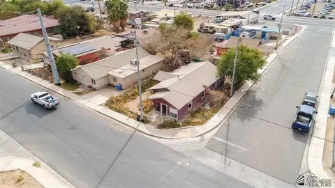 153 E Spring St, Somerton, AZ 85365 photo 2