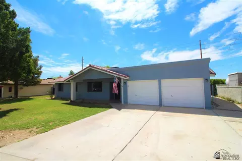 3431 E Cecelia Ln, Yuma, AZ 85365 photo 2