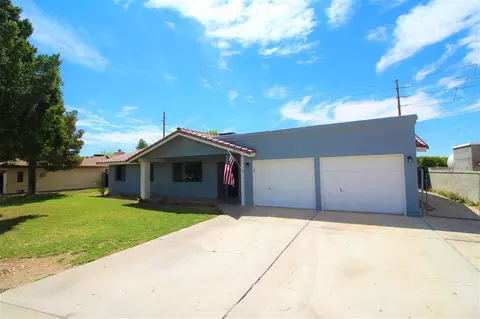 3431 E Cecelia Ln, Yuma, AZ 85365 photo 2
