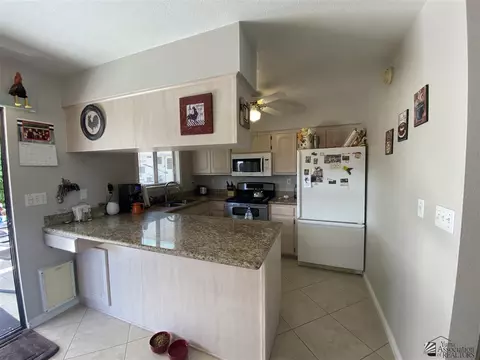 13823 E 46 Dr, Yuma, AZ 85367 photo 9