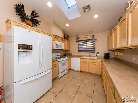 10598 E 35 Pl, Yuma, AZ 85365 photo 9