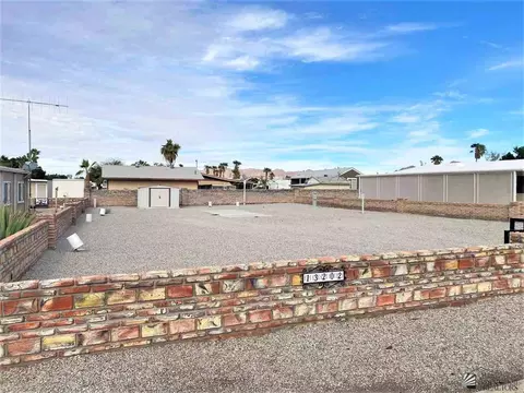 13202 E 41 Dr, Yuma, AZ 85367 photo 2