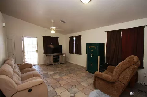 10597 E 35 St, Yuma, AZ 85365 photo 6