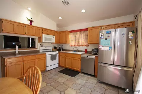 10597 E 35 St, Yuma, AZ 85365 photo 3