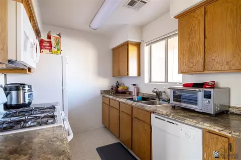 10323 E 38 Pl, Yuma, AZ 85365 photo 9