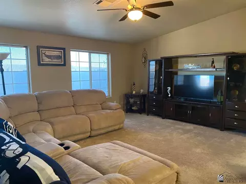 6267 E 43 Ln, Yuma, AZ 85365 photo 2