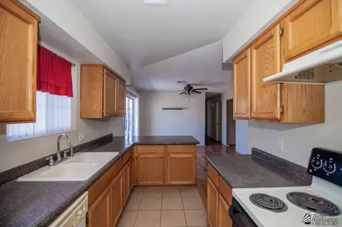 8686 E 38 Pl, Yuma, AZ 85365 photo 6