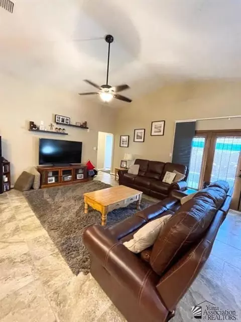 8317 E Olive Ann Ln, Yuma, AZ 85365 photo 3