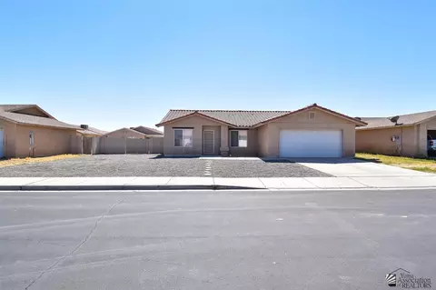 6107 E 43 Ln, Yuma, AZ 85365 photo 1