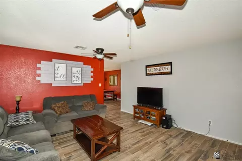 6107 E 43 Ln, Yuma, AZ 85365 photo 2