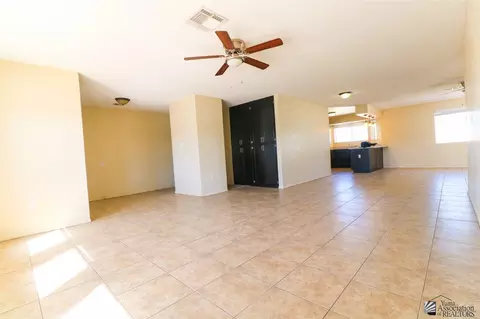 6124 E 43 St, Yuma, AZ 85365 photo 3