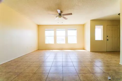 6124 E 43 St, Yuma, AZ 85365 photo 2