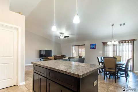 8640 E 35 Pl, Yuma, AZ 85365 photo 3