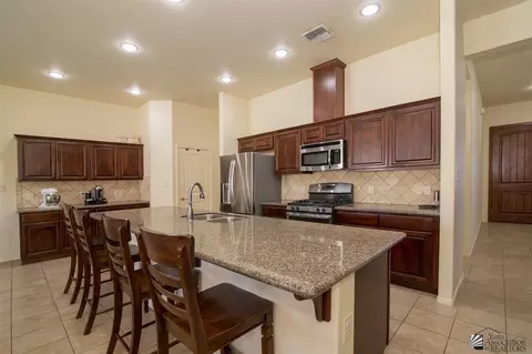 7956 E 37 Pl, Yuma, AZ 85365 photo 6