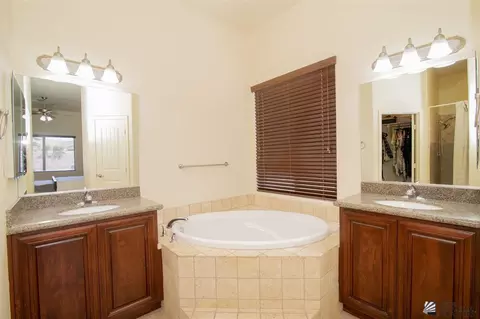 7956 E 37 Pl, Yuma, AZ 85365 photo 16