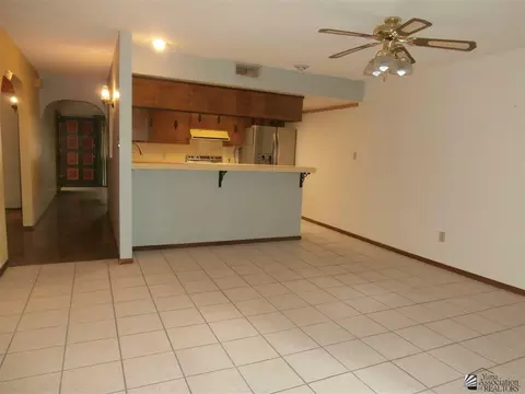 621 E 25 Pl, Yuma, AZ 85365 photo 4
