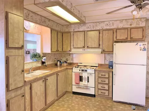 13624 E 46 St, Yuma, AZ 85367 photo 2
