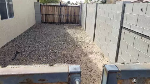 11228 E 24 Pl, Yuma, AZ 85367 photo 10