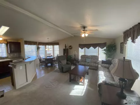 14358 E 28 Pl, Yuma, AZ 85367 photo 4
