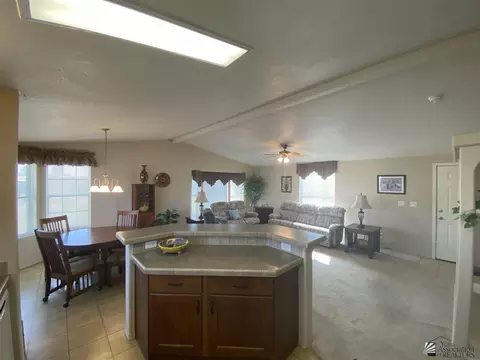 14358 E 28 Pl, Yuma, AZ 85367 photo 8
