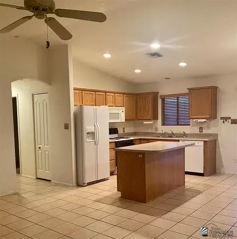 11174 E 25 Pl, Yuma, AZ 85367 photo 2
